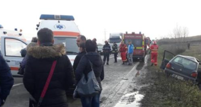 Foto: Accident rutier soldat cu 3 victime lângă Alba